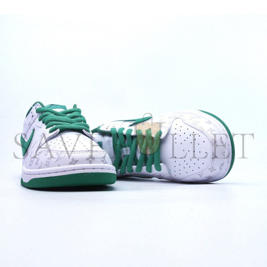 NIKE SB DUNK LOW LV LV0526 597J